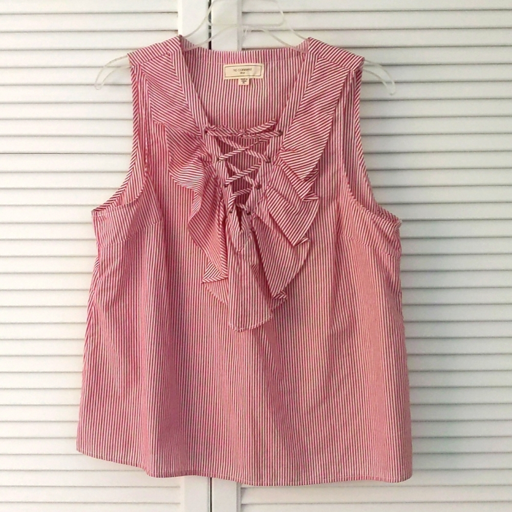 🏖️🌴 No Comment red and white candy stripe top ruffles front tie